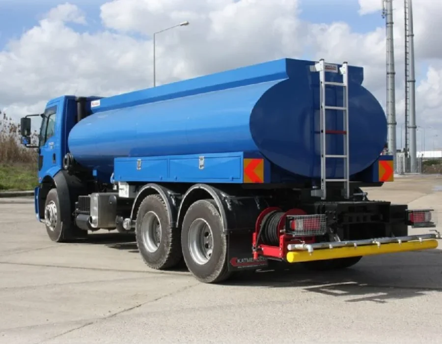Sweet-water-tanker-1024x683
